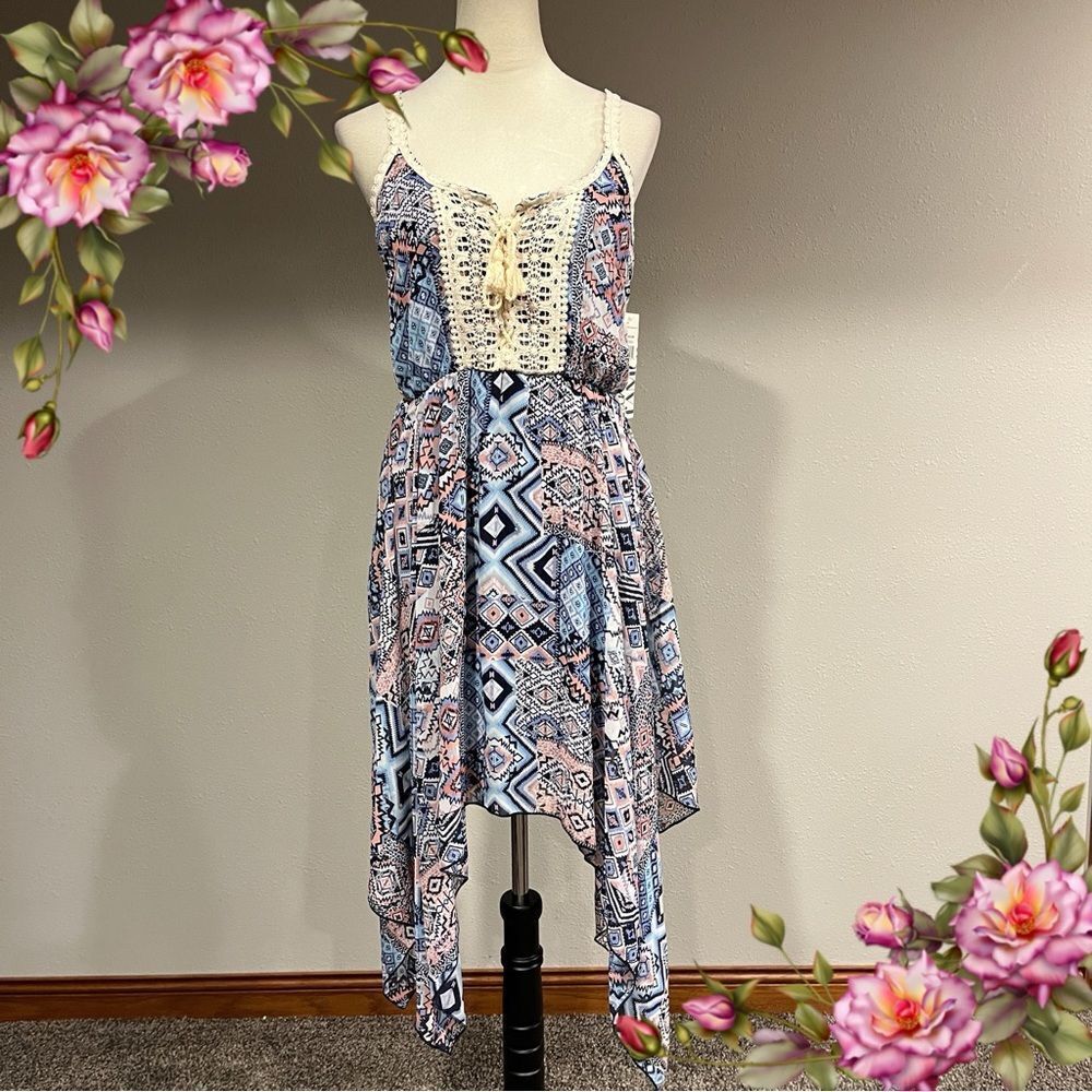Blue Geometric Print asymmetric Dress with lace details